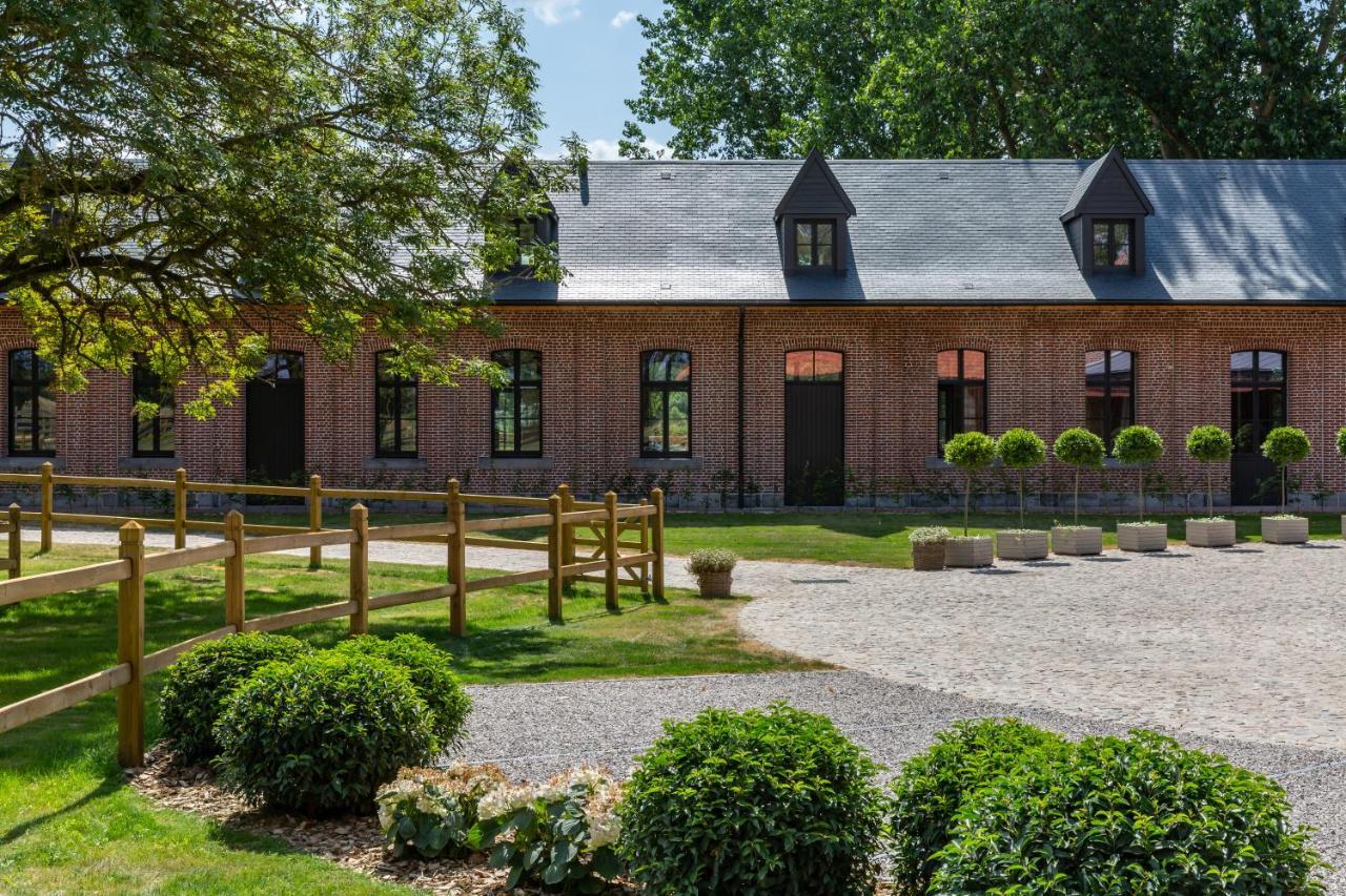 Отель Haras De Barry Sainghin-en-Melantois Экстерьер фото